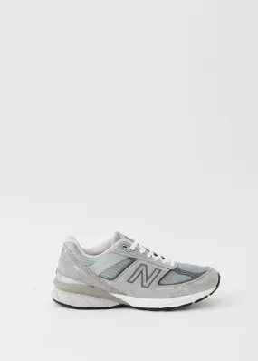 990v5 Sneakers