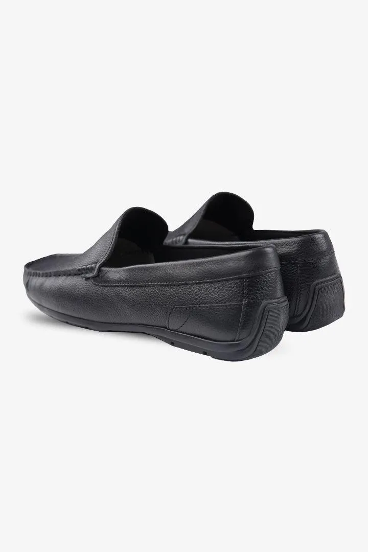 Classic Loafer Shoes - Black